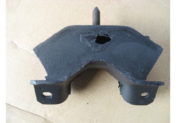подушка, (опора двигуна задня) Renault Rapid, Super 5, 9, 11, 21 1.1, 1.4, 1.7 b, 1.6 d, 7700706488